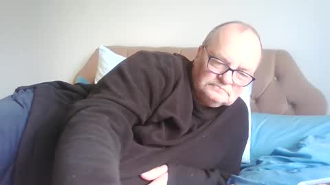 Snapshot of old_fkr chatting on February 2025 12:50:01 PM old_fkr online show from February 2025 12:50:01 PM