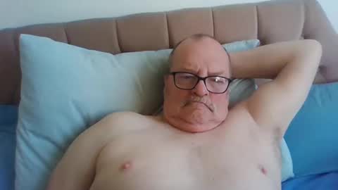 Snapshot of old_fkr chatting on February 2025 09:32:02 AM old_fkr online show from February 2025 09:32:02 AM