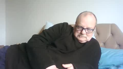 Snapshot of old_fkr chatting on February 2025 10:04:01 AM old_fkr online show from February 2025 10:04:01 AM