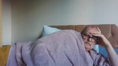 Snapshot of old_fkr chatting on February 2025 04:35:02 PM old_fkr online show from February 2025 04:35:02 PM