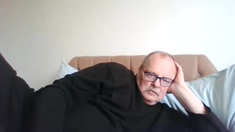 Snapshot of old_fkr chatting on March 2025 09:51:01 AM old_fkr online show from March 2025 09:51:01 AM