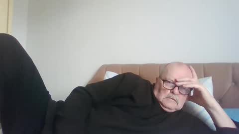 Snapshot of oldfkr69 chatting on February 2026 10:58:01 AM oldfkr69 online show from February 2026 10:58:01 AM