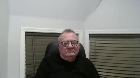 Snapshot of oldguybigd chatting on November 2025 05:20:02 AM oldguybigd online show from November 2025 05:20:02 AM