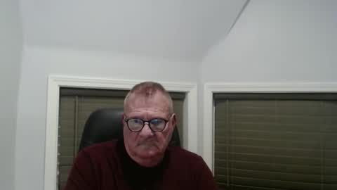 Snapshot of oldguybigd chatting on November 2025 01:38:01 AM oldguybigd online show from November 2025 01:38:01 AM