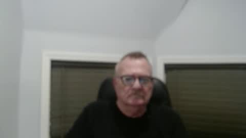 Snapshot of oldguybigd chatting on November 2025 02:12:02 AM oldguybigd online show from November 2025 02:12:02 AM