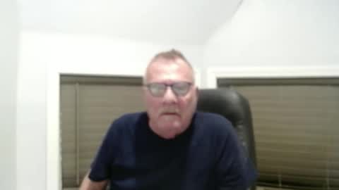 Snapshot of oldguybigd chatting on November 2025 07:22:01 AM oldguybigd online show from November 2025 07:22:01 AM