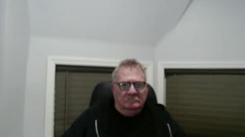 Snapshot of oldguybigd chatting on January 2026 03:45:02 AM oldguybigd online show from January 2026 03:45:02 AM