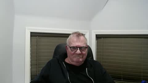 Snapshot of oldguybigd chatting on February 2026 05:25:01 AM oldguybigd online show from February 2026 05:25:01 AM