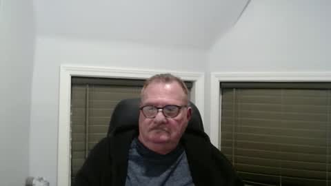 oldguybigd online show from April 2026 03:35:02 AM