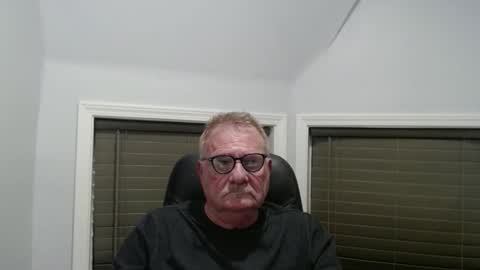 Snapshot of oldguybigd chatting on May 2026 05:46:02 AM oldguybigd online show from May 2026 05:46:02 AM