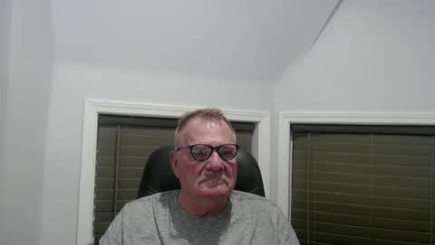 Snapshot of oldguybigd chatting on May 2026 03:56:02 AM oldguybigd online show from May 2026 03:56:02 AM