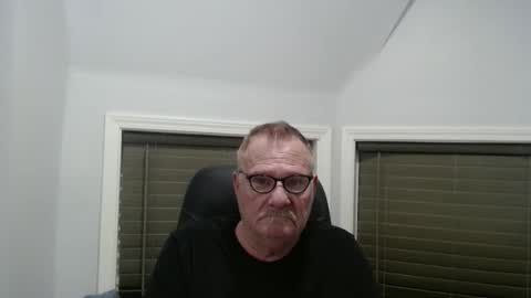 Snapshot of oldguybigd chatting on May 2026 05:27:02 AM oldguybigd online show from May 2026 05:27:02 AM