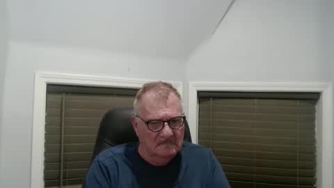 Snapshot of oldguybigd chatting on June 2026 04:59:01 AM oldguybigd online show from June 2026 04:59:01 AM