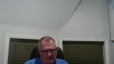 Snapshot of oldguybigd chatting on June 2026 04:52:02 AM oldguybigd online show from June 2026 04:52:02 AM