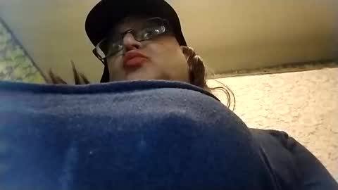 oldschool5678 online show from June 2026 05:42:01 AM
