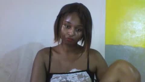 Snapshot of olinah610 chatting on February 2026 09:01:02 AM olinah610 online show from February 2026 09:01:02 AM