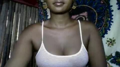 Snapshot of olinah610 chatting on April 2026 07:42:01 AM olinah610 online show from April 2026 07:42:01 AM