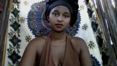 Snapshot of olinah610 chatting on April 2026 07:25:02 AM olinah610 online show from April 2026 07:25:02 AM