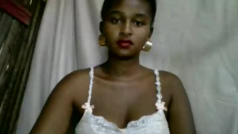 Snapshot of olinah610 chatting on April 2026 06:36:01 AM olinah610 online show from April 2026 06:36:01 AM