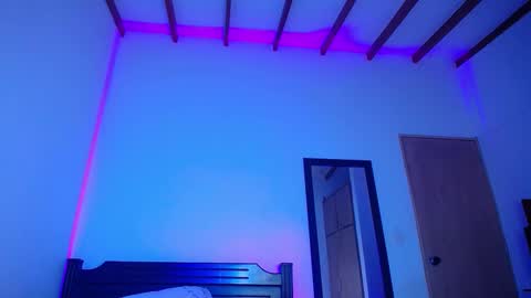 Oliver and MeganIndependent online show from March 2026 07:19:01 AM