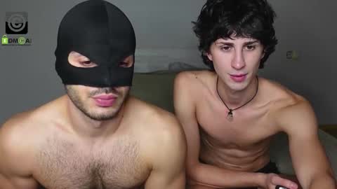 Snapshot of oliver_baker chatting on October 2025 04:03:02 PM Oliver  Kaen online show from October 2025 04:03:02 PM