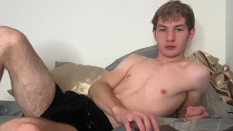 Snapshot of oliver_beck chatting on December 2024 02:08:01 AM Oliver Beck online show from December 2024 02:08:01 AM