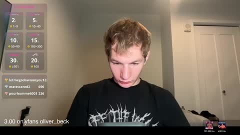 Snapshot of oliver_beck chatting on May 2026 02:29:01 AM Oliver Beck online show from May 2026 02:29:01 AM