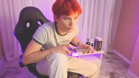 oliver_big19 online show from October 2025 12:13:02 PM