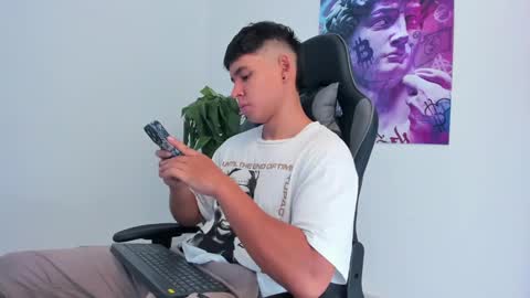 Oliver bray online show from January 2025 07:11:01 PM