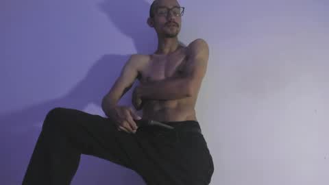 Snapshot of oliver_goldberg chatting on April 2026 04:13:02 PM oliver_goldberg online show from April 2026 04:13:02 PM
