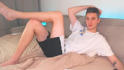 Snapshot of oliver_hort chatting on December 2024 02:47:02 PM Oliver online show from December 2024 02:47:02 PM