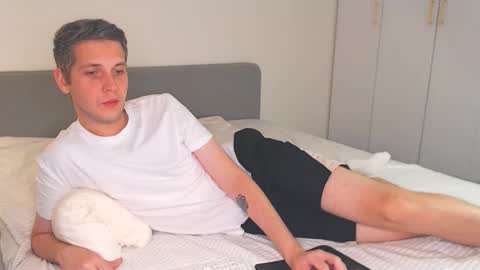 Snapshot of oliver_hort chatting on September 2025 05:57:02 PM Oliver online show from September 2025 05:57:02 PM