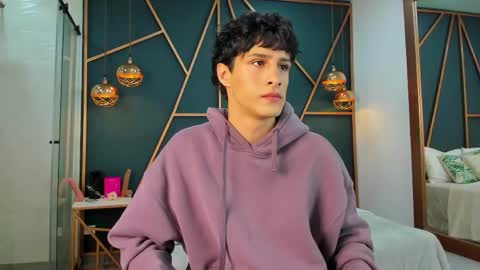 Snapshot of oliver_laurent chatting on April 2026 01:26:01 PM OLIVER online show from April 2026 01:26:01 PM