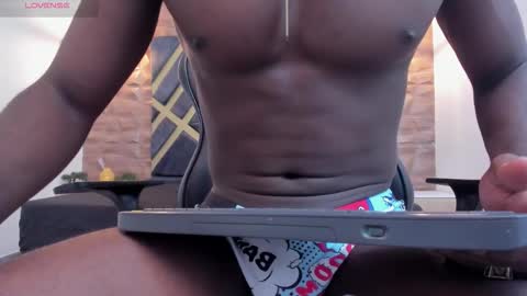 OLIVER LAURENT online show from March 2026 01:14:02 PM