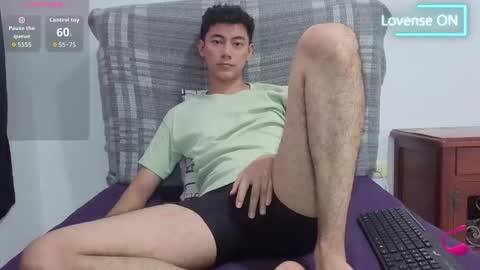 Snapshot of oliver_rayman chatting on February 2026 10:14:01 PM Oliver Rayman online show from February 2026 10:14:01 PM