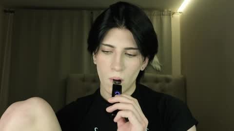 oliver online show from April 2026 07:58:02 PM