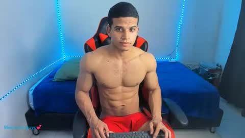 Snapshot of oliver_thompsson chatting on June 2026 05:16:02 AM oliver thompsson online show from June 2026 05:16:02 AM