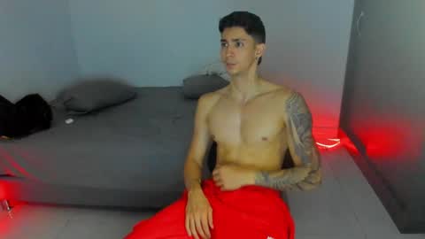 Oliver bennet online show from February 2025 10:31:01 PM