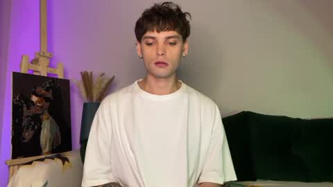 oliverlawrence online show from June 2026 12:32:02 AM