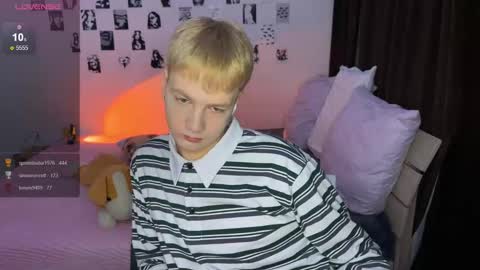 oliver online show from October 2025 01:54:02 PM