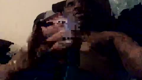 Snapshot of olivertwist1273 chatting on February 2025 06:14:02 AM olivertwist1273 online show from February 2025 06:14:02 AM