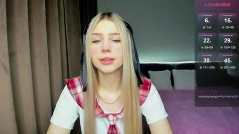 Olivia online show from November 2025 07:10:01 AM