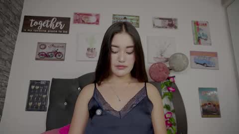 Snapshot of olivia22love chatting on February 2026 12:42:01 AM ..................................... 500 am- 1200 pm GMT-5 online show from February 2026 12:42:01 AM