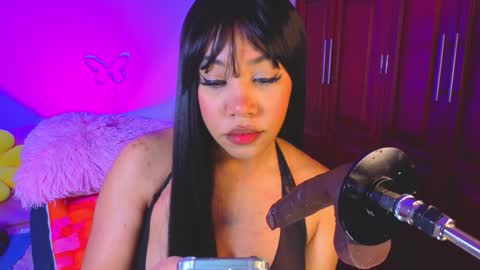 Olivia online show from February 2026 03:47:02 AM