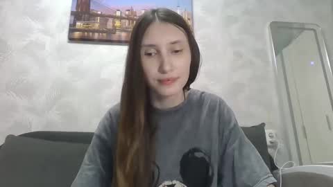 Olivia online show from February 2025 11:32:01 PM