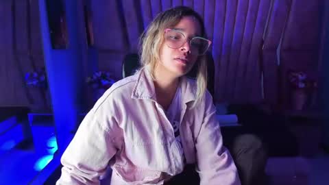  OLIVIA  online show from January 2025 03:04:02 AM