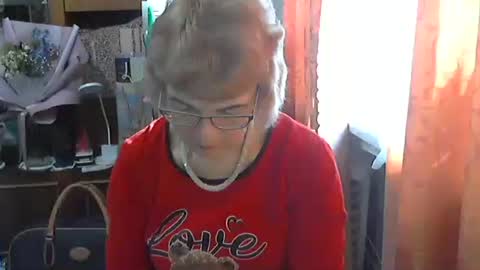 Snapshot of olivia_mia25 chatting on March 2026 12:16:02 PM Olivia Mia online show from March 2026 12:16:02 PM