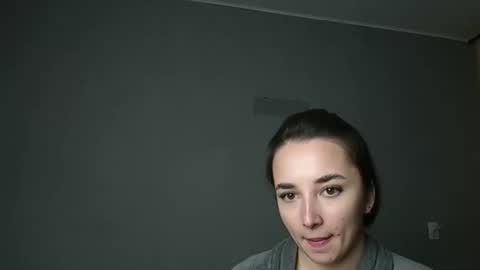 Olivia online show from February 2026 05:21:01 PM