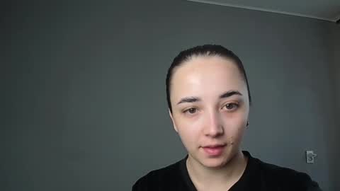 Olivia online show from April 2026 07:00:02 AM