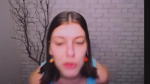 Olivia online show from January 2025 10:43:01 AM